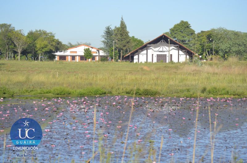 Lago del Campus Guairá.
